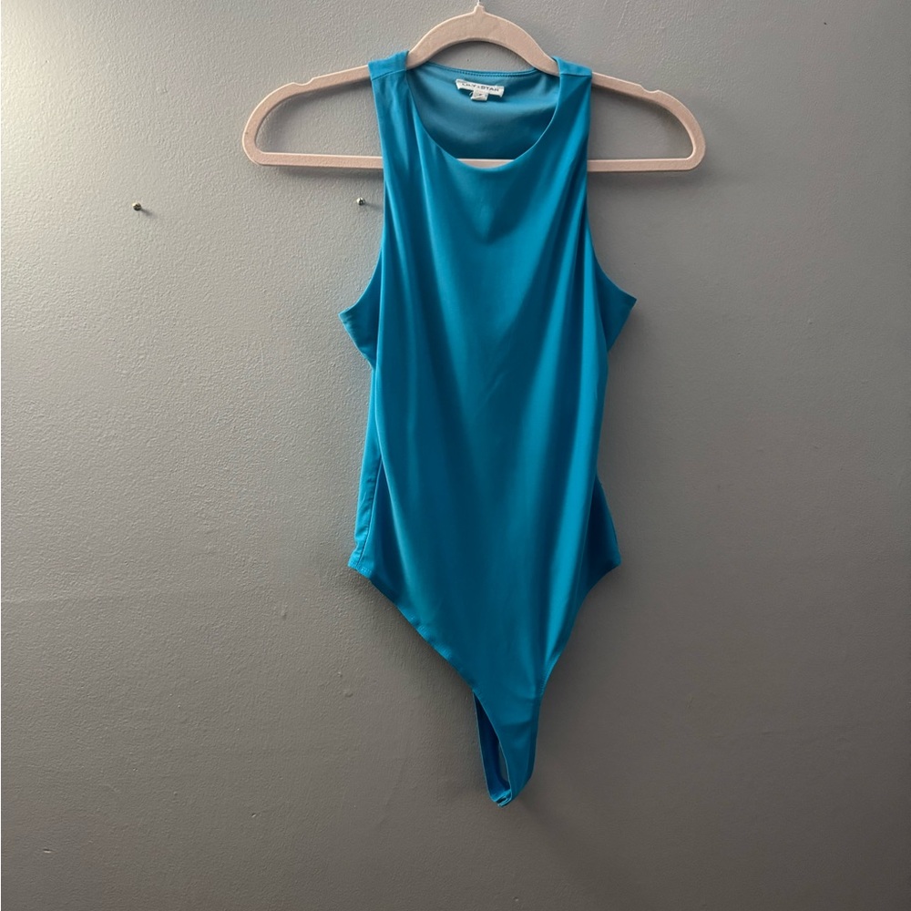 NWOT‎ Lily Star Vibrant Blue Top